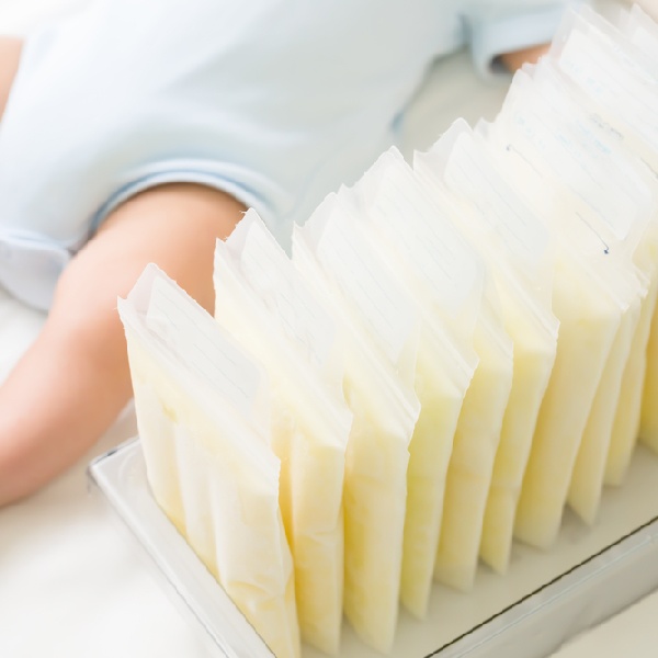 10 χρήσιμες συμβουλές για την άντληση μητρικού γάλακτος